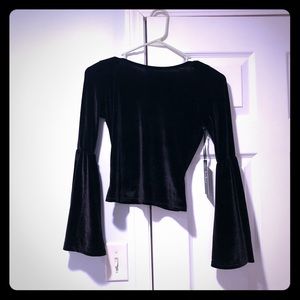 Off shoulder velvet top scoop back and bell sleeve